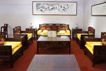 紅木家具貴在哪里？紅木有什么優(yōu)勢(shì)？